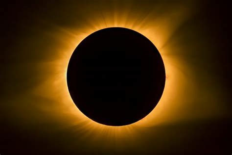 próximo eclipse solar portugal 2022